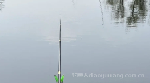夏季野钓什么时间段最好？早晚时段及夏季野钓选钓位！
